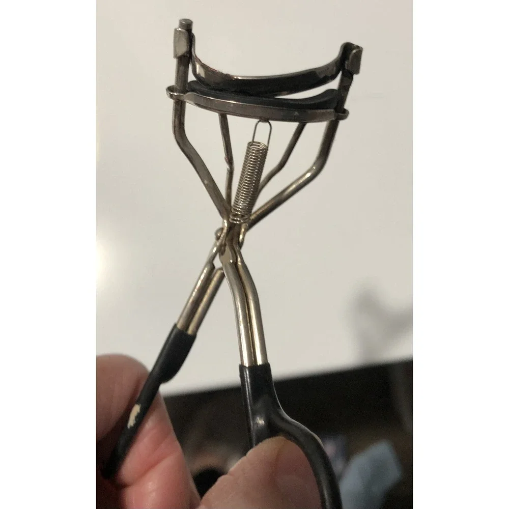 Vintage Art Nouveau‎ Style Lady Makeup Eyelash Curler Rare Spring Mechanic